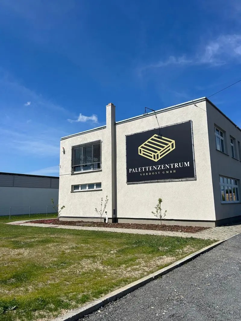 Firmengebäude in Neubrandenburg